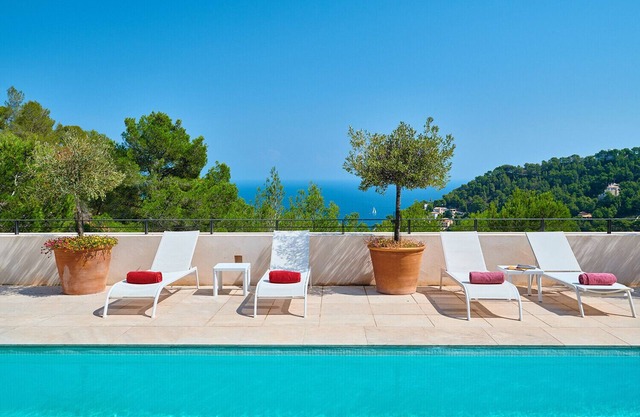 Country House 'Can Pascalou' with Sea Views, Wi-Fi and Air Conditioning