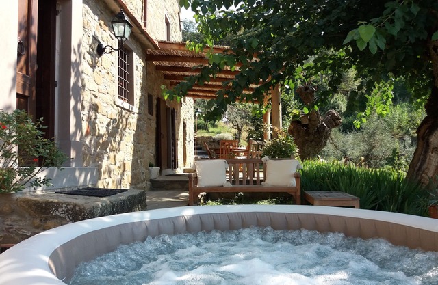 Country House - Country house ideally located in front of the Chianti hills