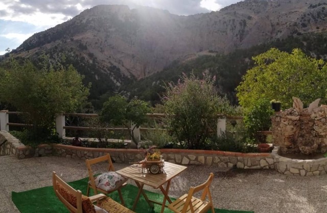 Country House 'El Mirador De La Malena' with Mountain View, Private Terrace and Private Garden