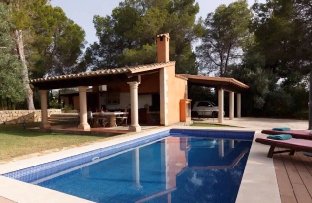 Country House "Pequeña Casita de Invitados" with Private Pool & Wi-Fi