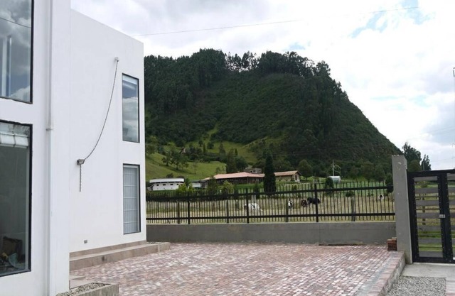 Country House + Sauna + Jacuzzi + BBQ