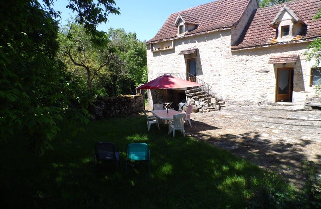 Country house with lots of outdoor space