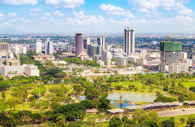 Country Living within a Metropolus