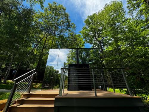 Couples Mirror Cabin- Reflections at Valley Bear Farms Resort