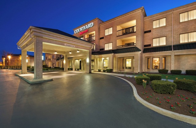 Courtyard by Marriott Mishawaka-University Area