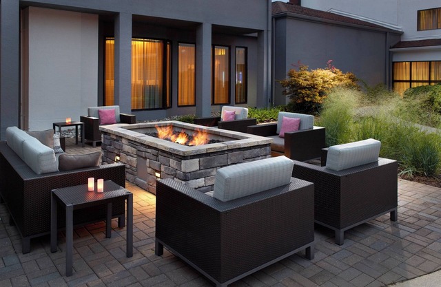 Courtyard by Marriott Raleigh/Cary