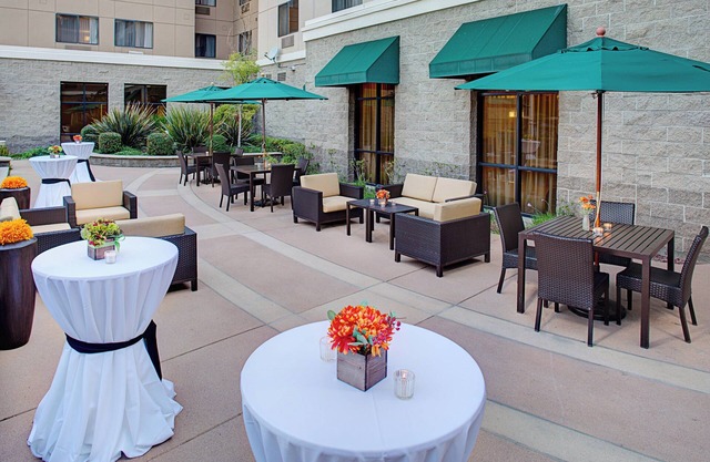 Courtyard by Marriott Sacramento Midtown