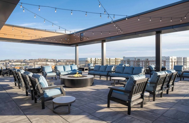 Courtyard by Marriott Milwaukee Brookfield at Poplar Creek