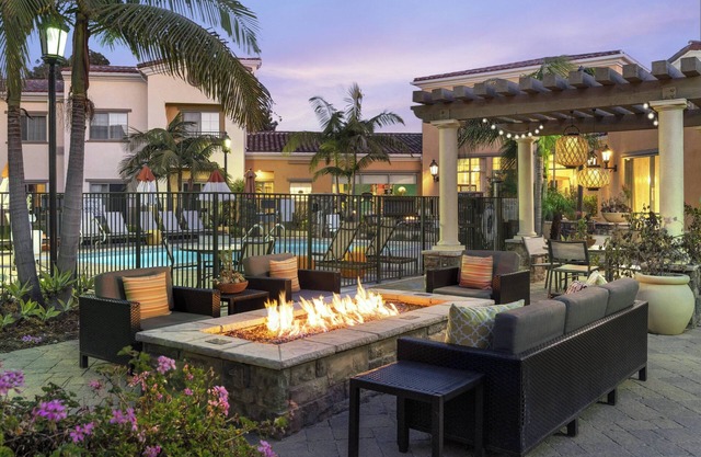 Courtyard Santa Barbara Goleta