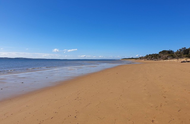 Cove Holiday House, quiet, near golf club & beach