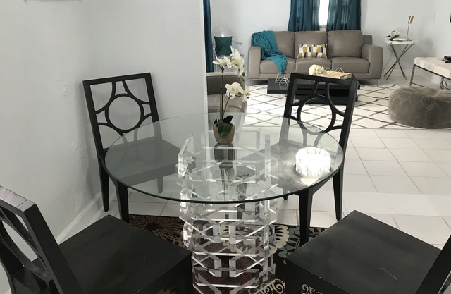 Cozy 1 bedroom cottage - Z amazing heart of Miami