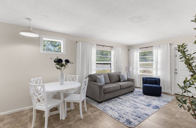 Cozy 2 Bedroom home, Dade City! #1