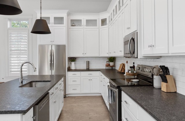 Cozy 2-bedroom home in downtown Hernando