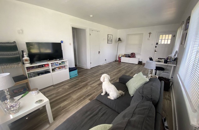 Cozy 2Bedroom in Ridge avenue