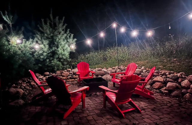 Cozy 2BR/2BA cabin tucked in the trees with hot tub, fire pit, covered deck, and fast WiFi.