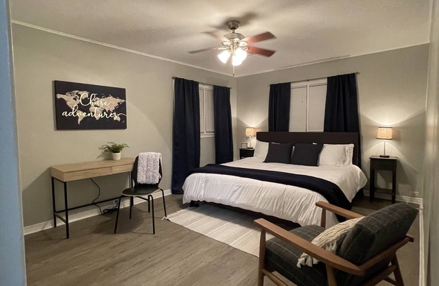 Cozy 2BR Lincoln House