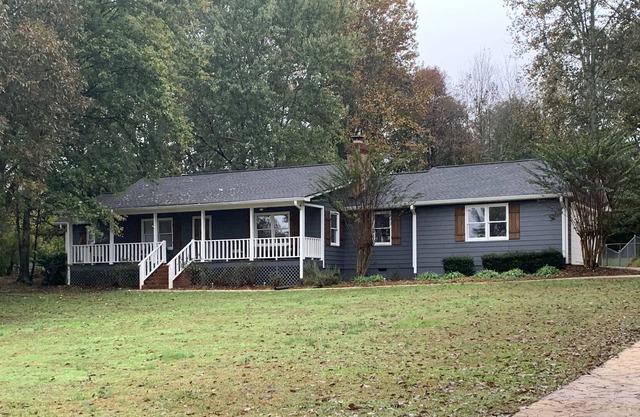 Cozy 3 BR/2 Bath Ranch in a Peaceful Setting