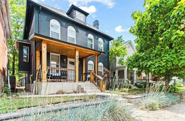 Cozy 4-bedroom house in pleasant Columbus with WiFi, AC