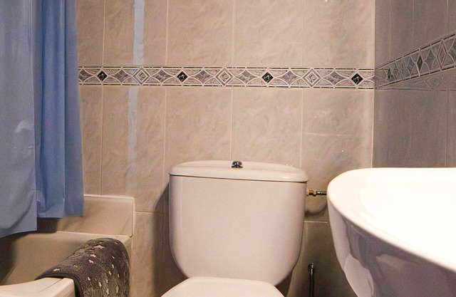 Cozy accommodation in Baza with essential amenities