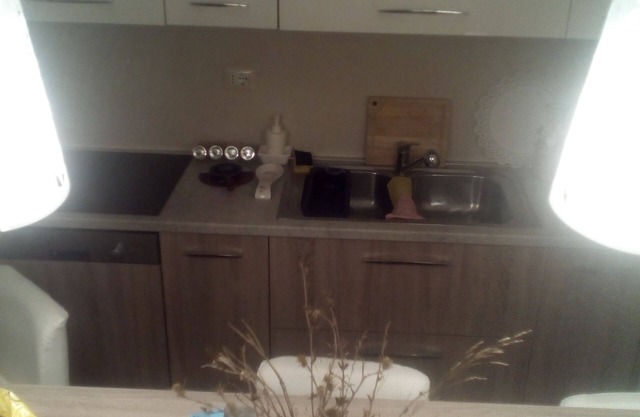 Cozy And Located On Heart Of City