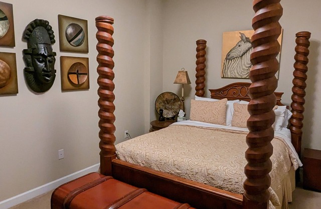 Cozy and luxurious condo centrally located in downtown Greensboro. Pet friendly!