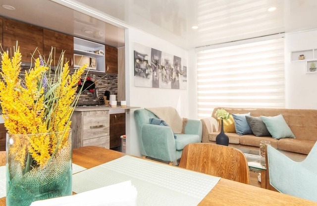 Cozy Apartment with Office - 30' from the AIRPORT