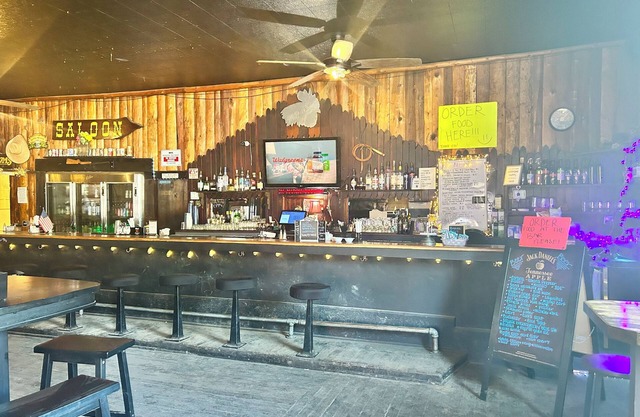 Cozy Cabin in Sequoia Forest