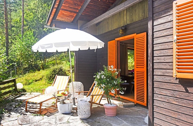 Cozy Chalet in Molln with Garden