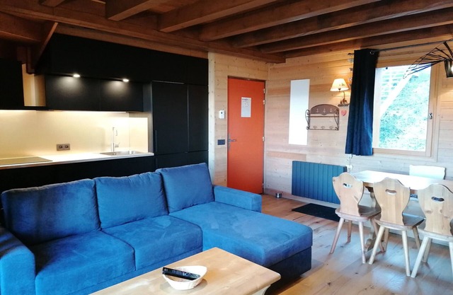 Cozy chalet with terrace, near the slopes