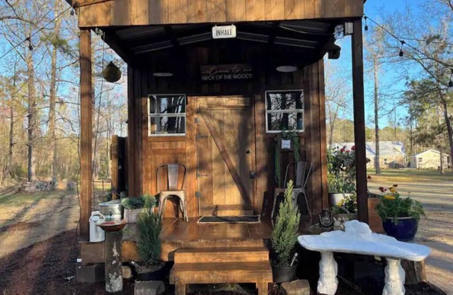 Cozy Cocoon by the Pond