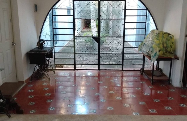 Cozy colonial house in Paseo Montejo