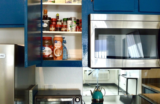 Cozy Condo 5 minutes from strip, airport, and UNLV