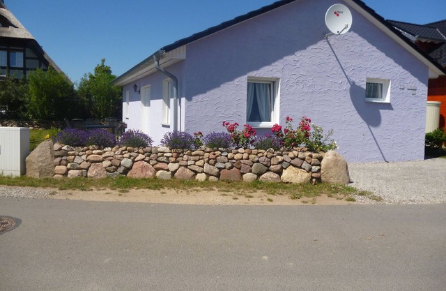 Cozy cottage 800m from the beach