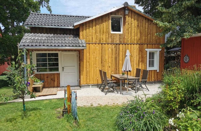 Cozy cottage by the forest with sauna, fireplace & WiFi