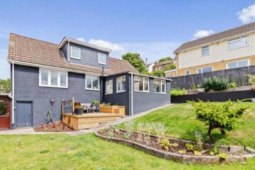 Cozy Dover House with 4 Bedrooms