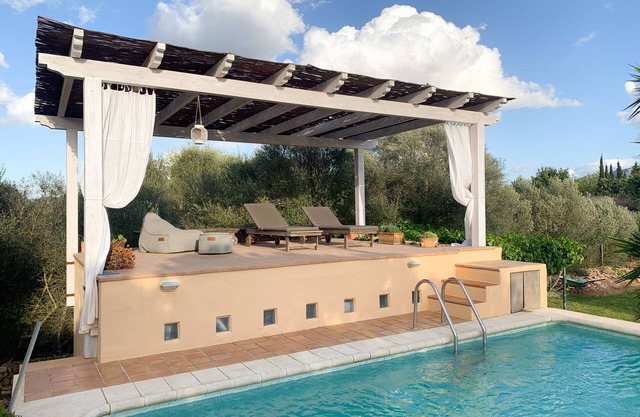 Cozy finca with pool and climate, quiet area