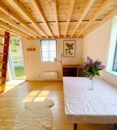 Cozy guest house in Lummelunda next to caves & sea