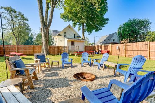 Cozy Hart Getaway with Fire Pit Less Than 1 Mi to Lake!