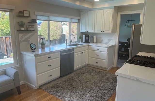 Cozy home 5 minutes from downtown, located in the heart of Pleasanton