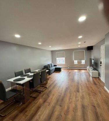 Cozy Home, Easy Access to NYC