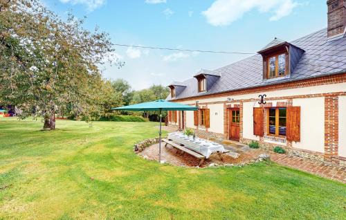 Cozy Home In La Vieille Lyre With Wifi