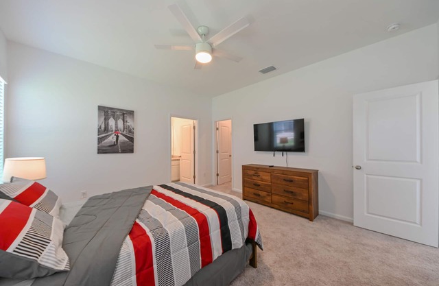 Cozy Home that is Pet Friendly