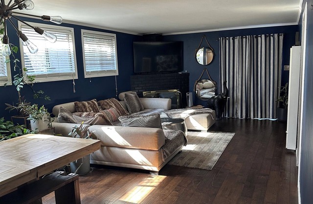 Cozy home with AC in charming Los Angeles