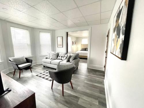 Cozy Lancaster Apartment Near Attractions