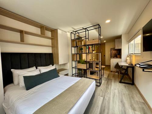 Cozy Loft in 93 park