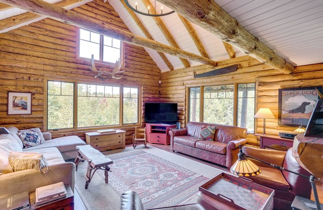 Cozy Log Cabin Near Mt Snow: Views, Modern Comfort