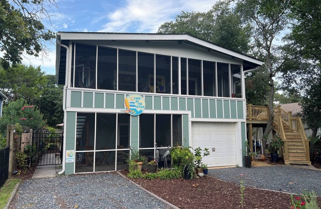 Cozy, lower unit located in timeless Yaupon and only 800 feet from the beach!