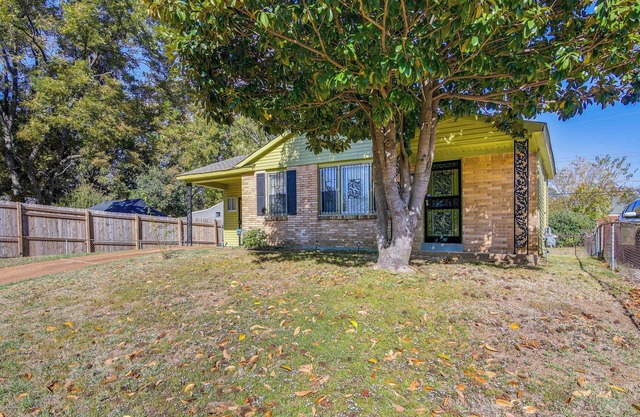 Cozy Memphis Vacation Rental Near Beale Street!