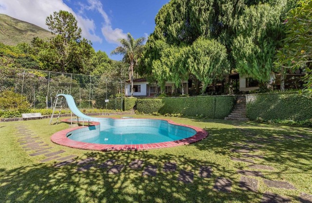 Cozy Mountain Estate with Pool in Itaipava — Accommodates 26 Guests