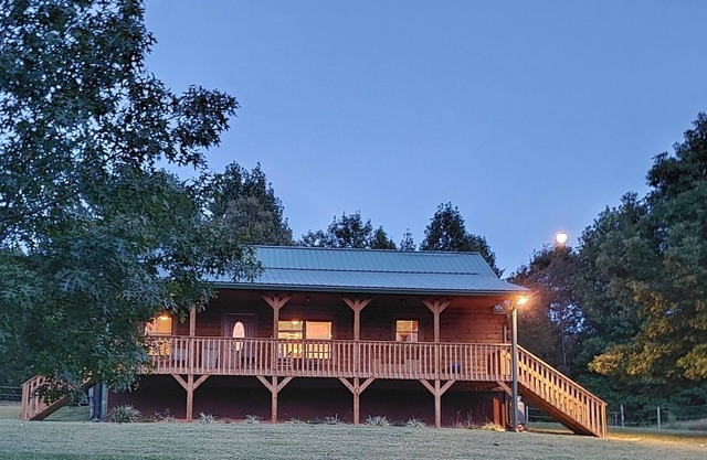 Cozy NC Cabin in quiet, gated community